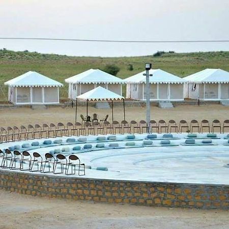 Desert Dream Royal Camp & Pool Джайсалмер Екстер'єр фото